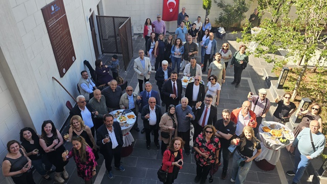 SAMSUN’DA YANAN CUMHURİYET MEŞALESİNİ BUGÜN HEP BİRLİKTE TAŞIYORUZ.