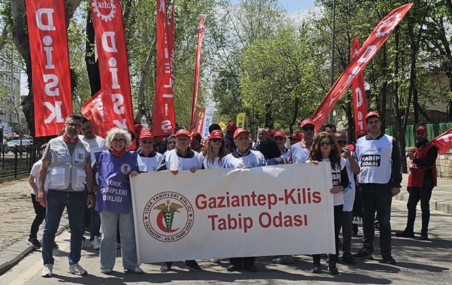 1 MAYIS COŞKUYLA KUTLANDI